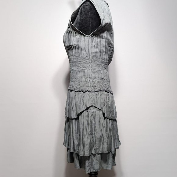 Green Dress - Picture 4 of 6